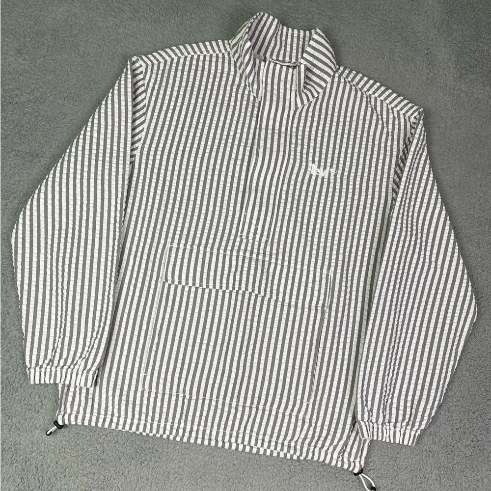 Levi’s seersucker pullover - Picture 1 of 6